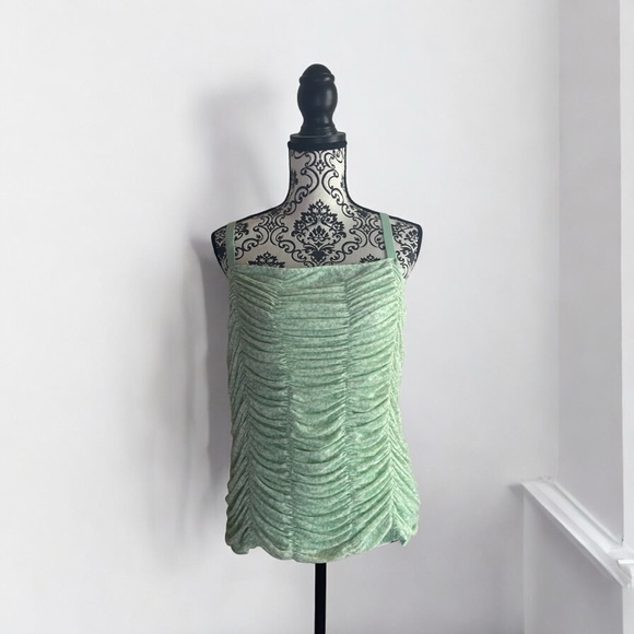 Torrid Women’s Size 1X 14-16 Green Tank Top - Picture 3 of 11